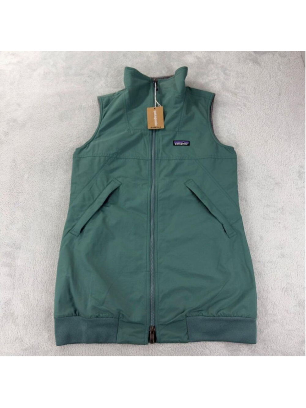 Patagonia NWT Women's Small Shelled Synchilla Reversible Vest 23025 Style Number